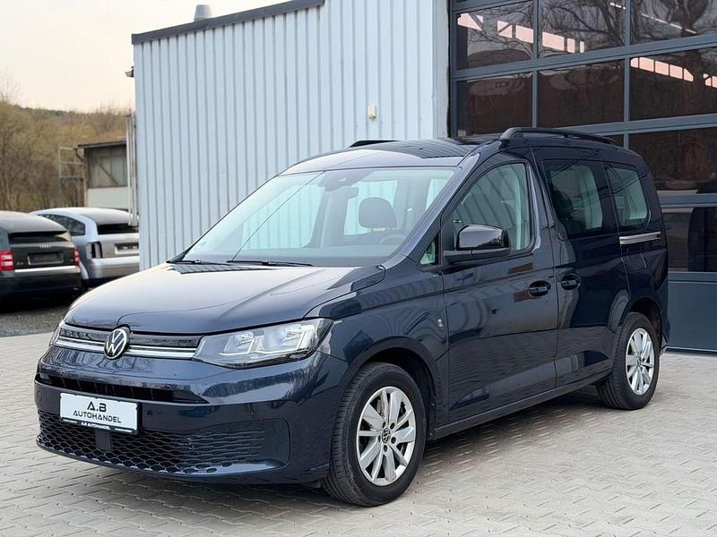 Gebraucht VW Caddy Life 122 PS (89 kW) 2022 Blau Van / Kleinbus