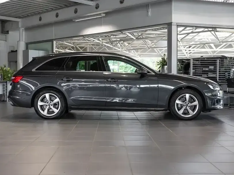 Gebraucht Audi A4 Advanced Plus 204 PS (150 kW) 2024 Grau Kombi