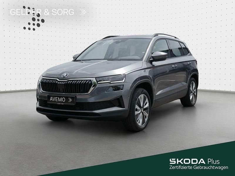 Graphitegrau metallic Gebraucht 2023 Skoda Karoq Style SUV | 34.480 € (Teuer) - Bild 1/4
