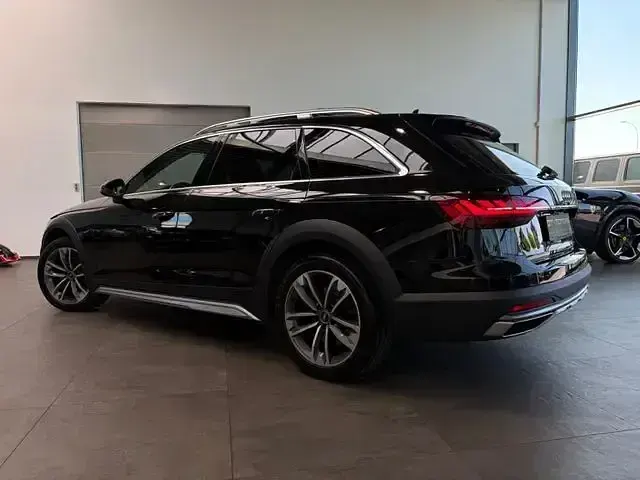 Gebraucht Audi A4 Allroad Sport 286 PS (210 kW) 2021 Schwarz Kombi
