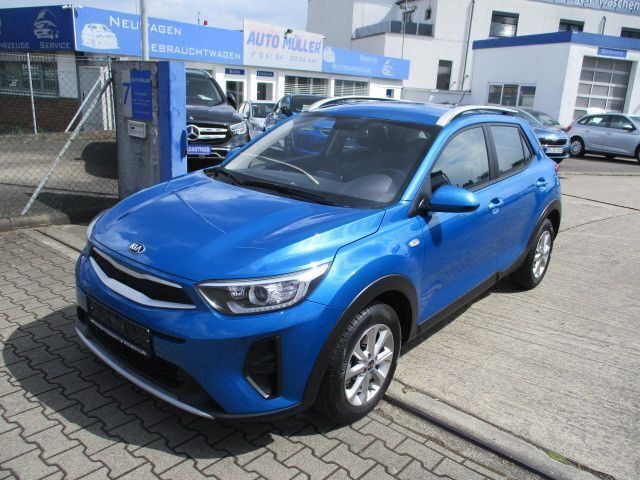 Blau Gebraucht 2021 Kia Stonic SUV | 14.950 € (Fairer Preis) - Bild 1/4