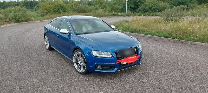 Blau Gebraucht 2010 Audi S5 Sportback Ambiente Kleinwagen | 11.500 € (Superpreis) - Bild 1/4