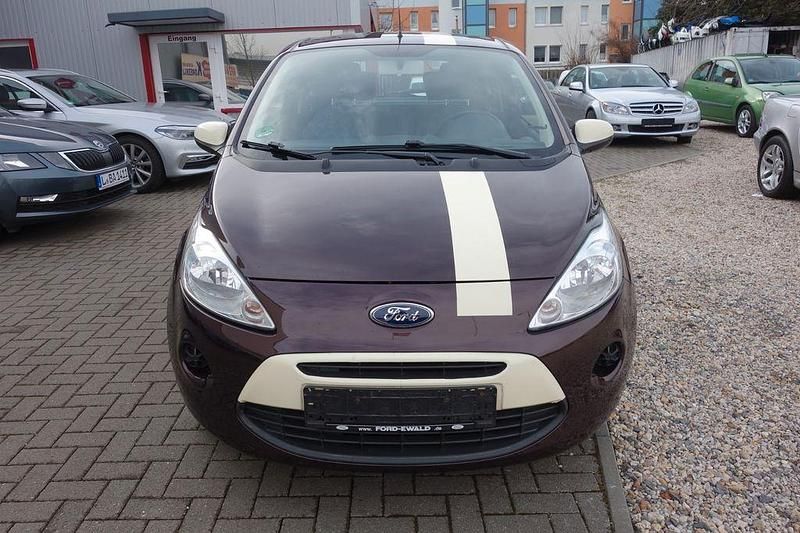Gebraucht Ford Ka Champions Edition 69 PS (50 kW) 2012 Braun Kleinwagen