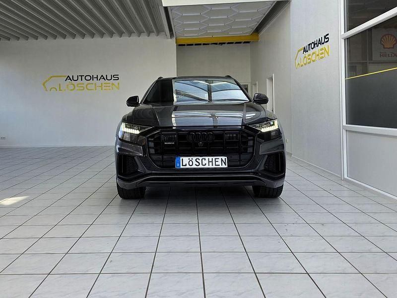 Gebraucht Audi Q8 Competition 286 PS (210 kW) 2022 Grau SUV