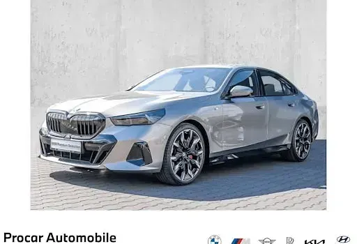 Gebraucht BMW 520 M Sport 360 PS (264 kW) 2023 Limousine
