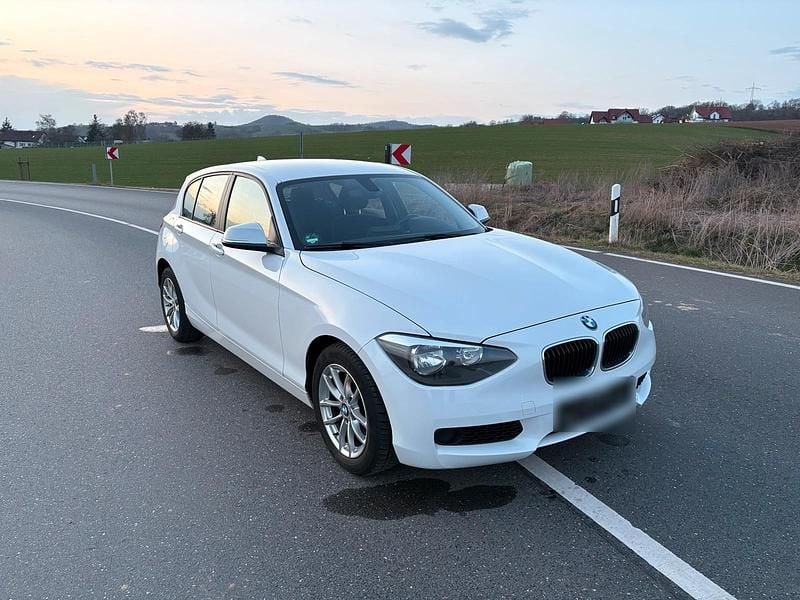 Gebraucht BMW 116 136 PS (100 kW) 2012 Weiß Kleinwagen