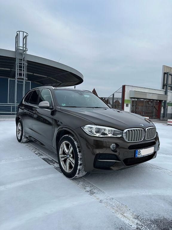 Gebraucht BMW X5 M50 Sport Line 381 PS (280 kW) 2015 Braun SUV