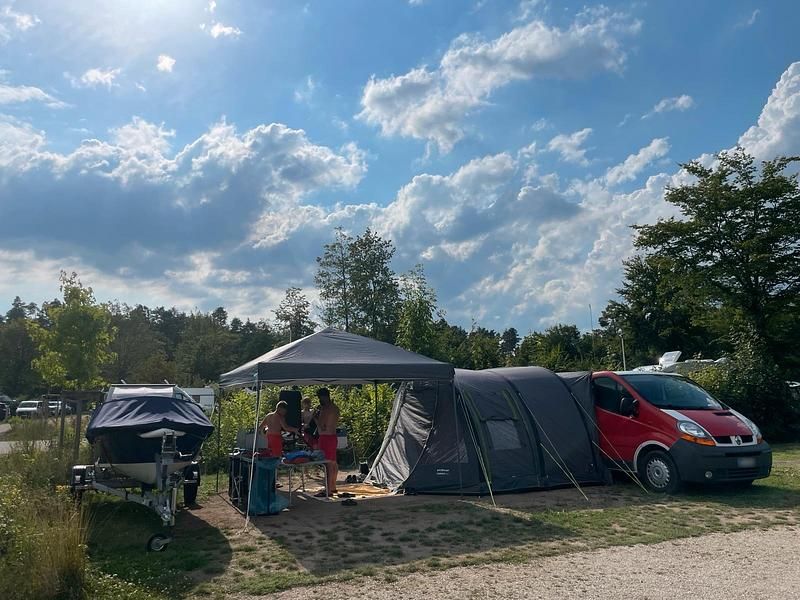 Gebraucht Renault Trafic 101 PS (74 kW) 2007 Rot Van / Kleinbus