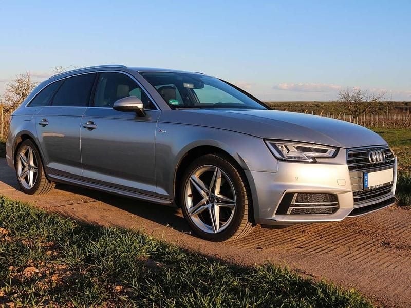 Gebraucht Audi A4 Comfort 150 PS (110 kW) 2017 Silber Kombi