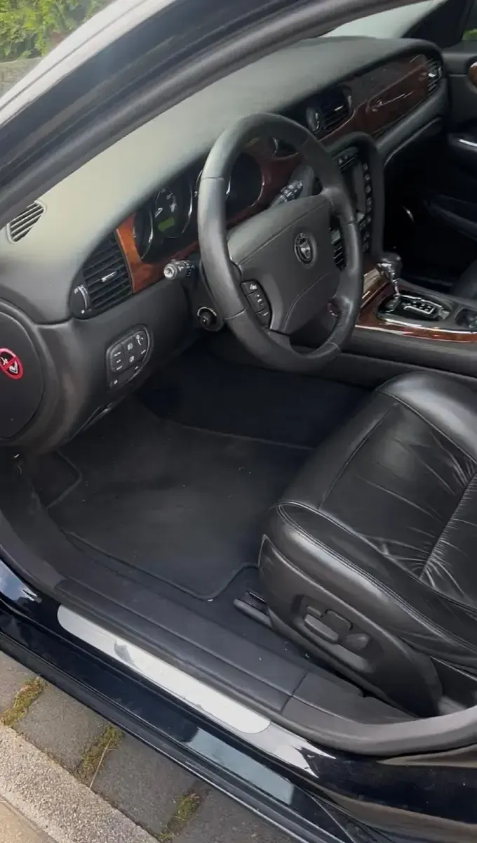Gebraucht Jaguar XJ 207 PS (152 kW) 2006 Schwarz Limousine