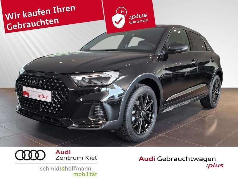 Mythosschwarz metallic manhattangrau metallic Gebraucht 2024 Audi A1 Ambiente Kleinwagen | 29.980 € (Teuer) - Bild 1/4