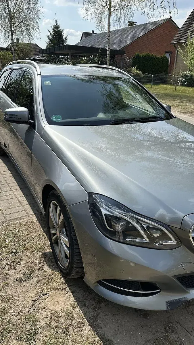 Second-hand Mercedes E220 Avantgarde 170 CP (125 kW) 2014 Gri Break