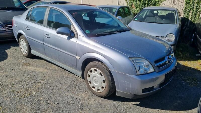 Silber Gebraucht 2004 Opel Vectra Limousine | 1.700 € (Guter Preis) - Bild 1/4