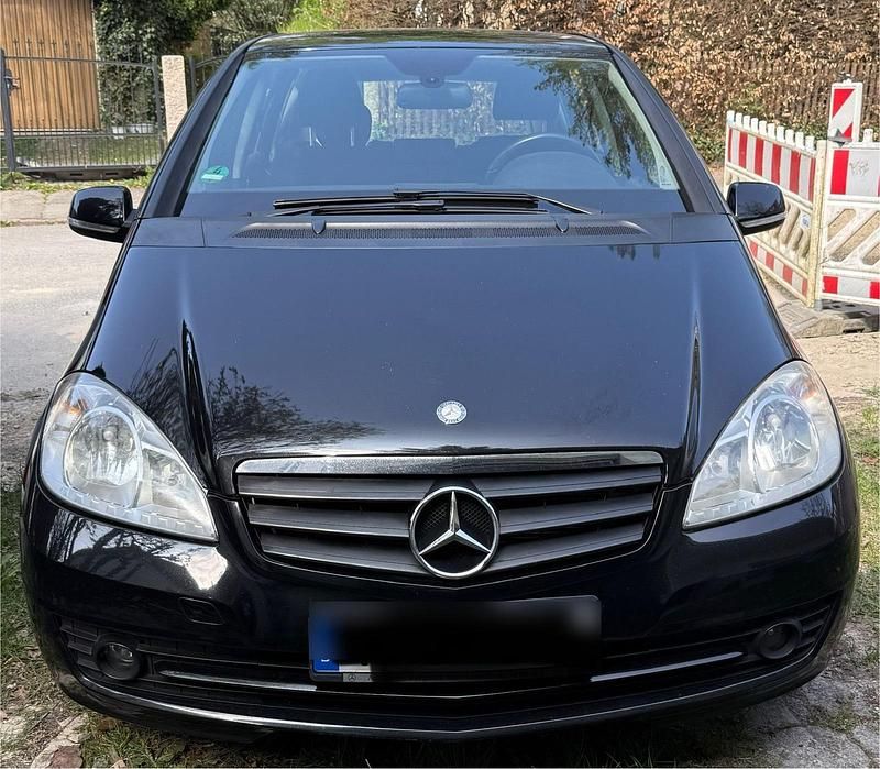 Gebraucht Mercedes A160 95 PS (69 kW) 2010 Schwarz Limousine