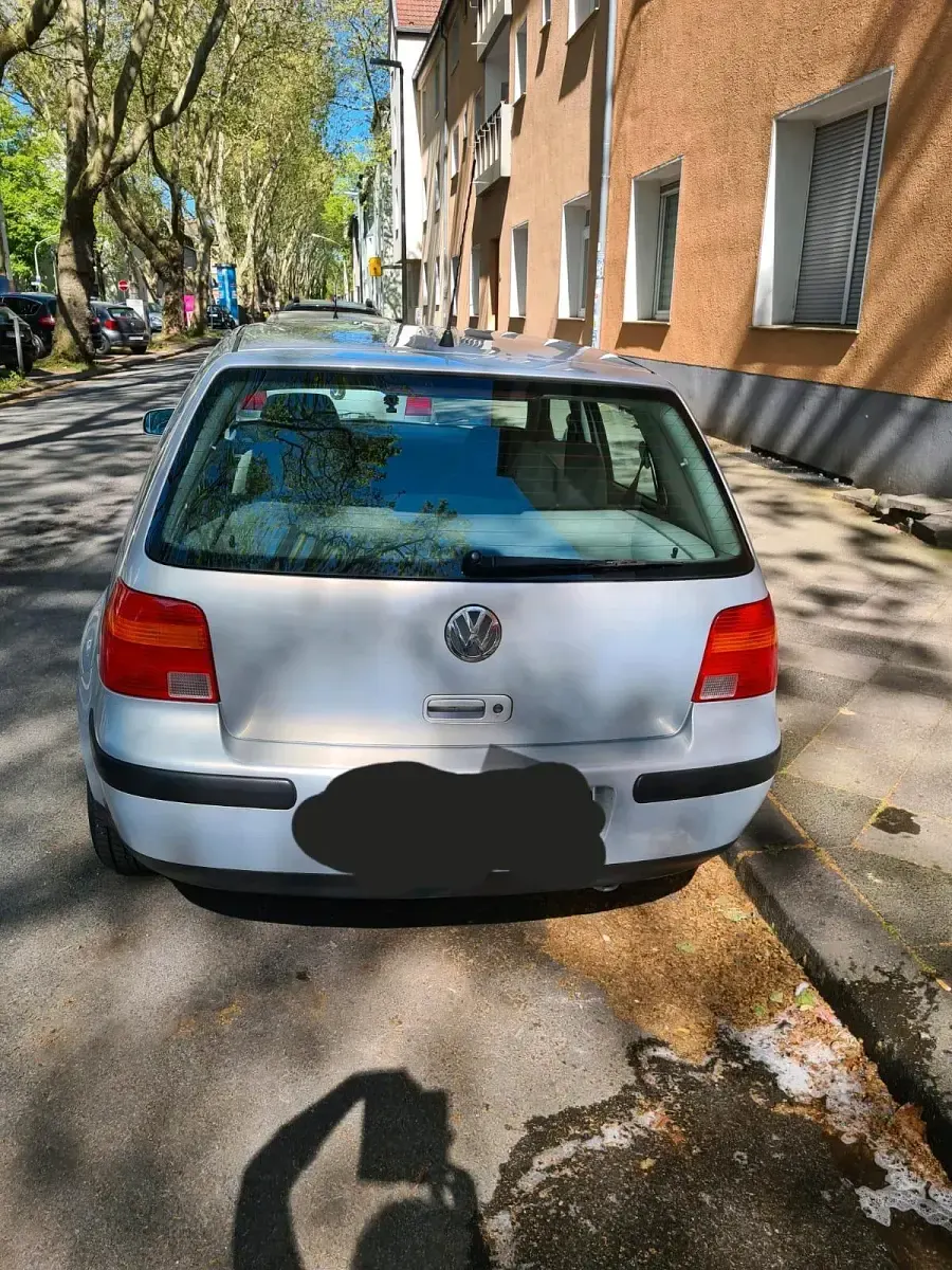 Gebraucht VW Golf IV 101 PS (74 kW) 1999 Silber Kleinwagen