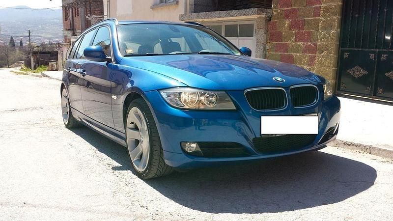 Gebraucht BMW 318 Performance 143 PS (105 kW) 2010 Blau Kombi