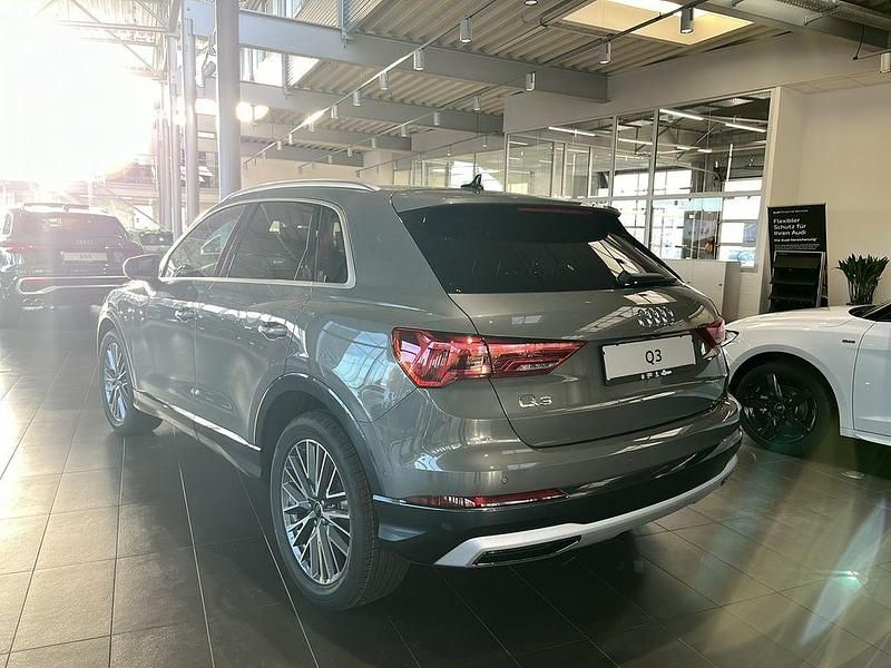 Gebraucht Audi Q3 Advanced Plus 150 PS (110 kW) 2025 Grau SUV