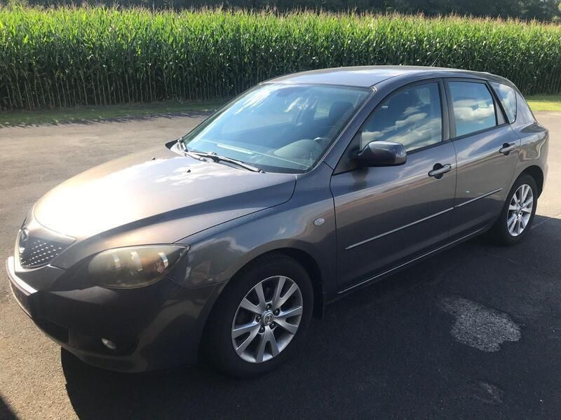 Grau Gebraucht 2007 Mazda 3 Active Limousine | 2.550 € (Fairer Preis) - Bild 1/4