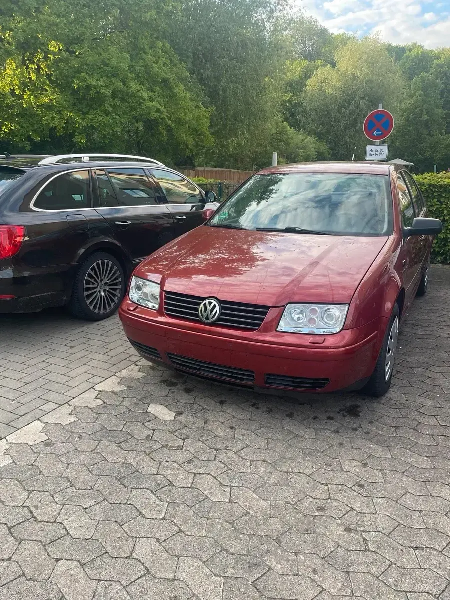 Gebraucht VW Bora 90 PS (66 kW) 1999 Rot Limousine