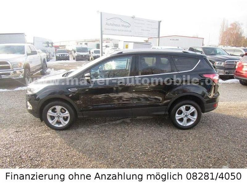 Gebraucht Ford Kuga Titanium 150 PS (110 kW) 2017 Schwarz SUV