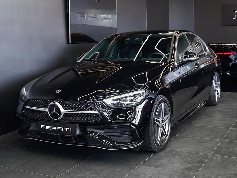 Schwarz Gebraucht 2024 Mercedes C300e AMG Limousine | 44.900 € (Etwas zu teuer) - Bild 1/4