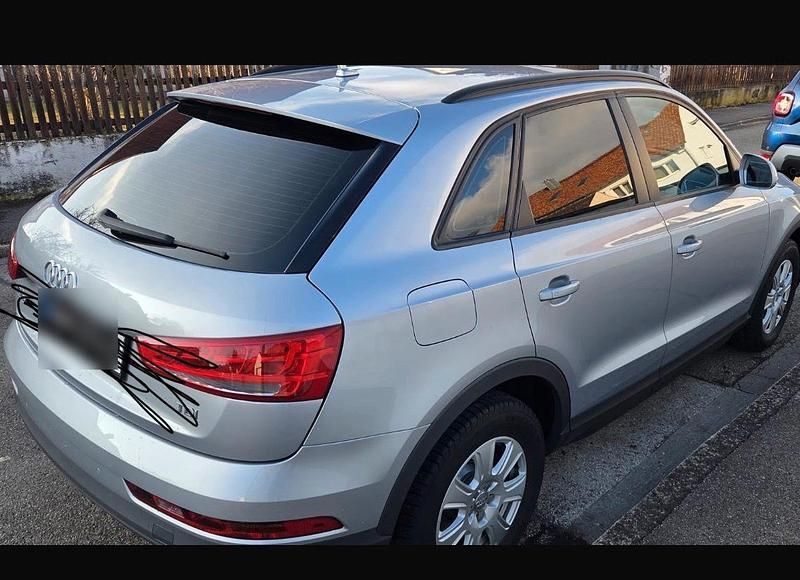 Gebraucht Audi Q3 Design 150 PS (110 kW) 2018 Silber SUV