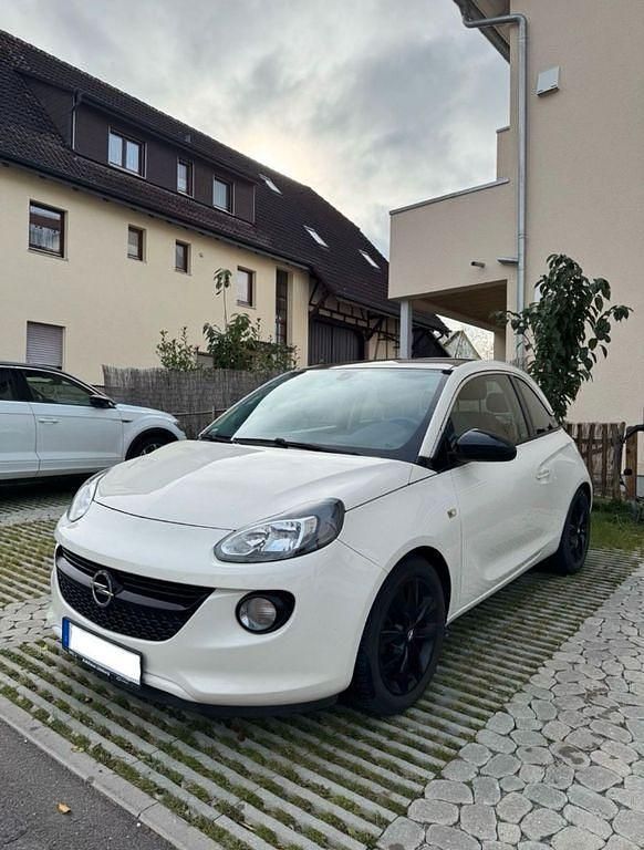 Gebraucht Opel Adam 69 PS (50 kW) 2016 Weiß Kleinwagen