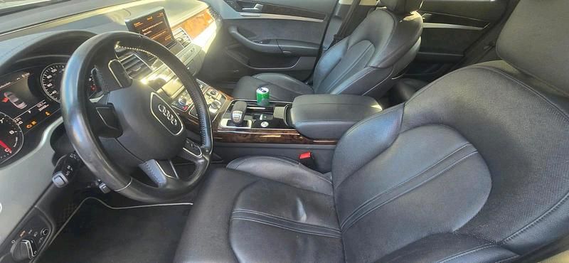 Gebraucht Audi A8 Ambiente 380 PS (279 kW) 2011 Grau Limousine