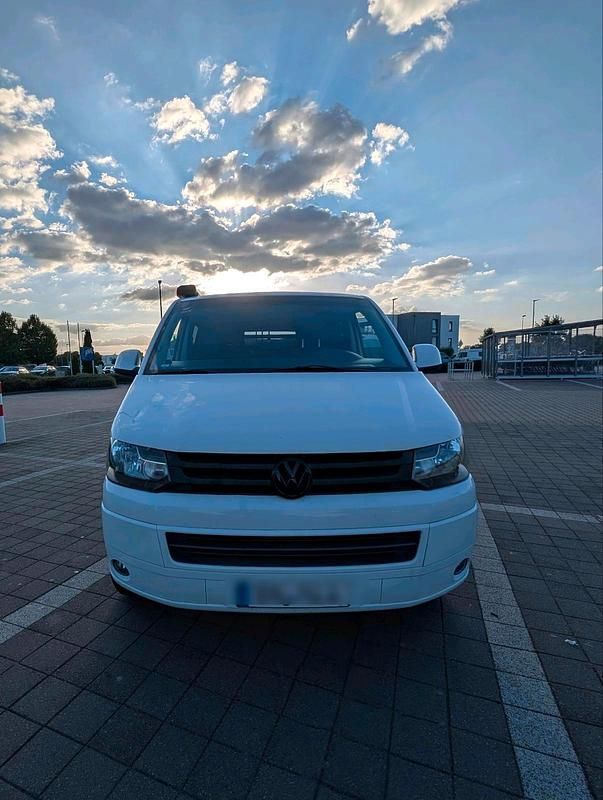 Weiß Gebraucht 2010 VW T5 Van | 12.000 € (Guter Preis) - Bild 1/4