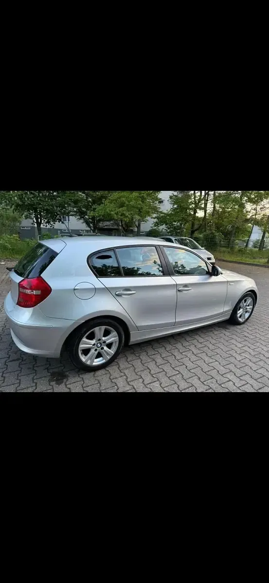 Gebraucht BMW 118 143 PS (105 kW) 2011 Grau Kleinwagen