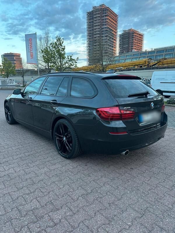 Grau Gebraucht 2016 BMW 535 Sport Line Kombi | 18.500 € (Fairer Preis) - Bild 1/4