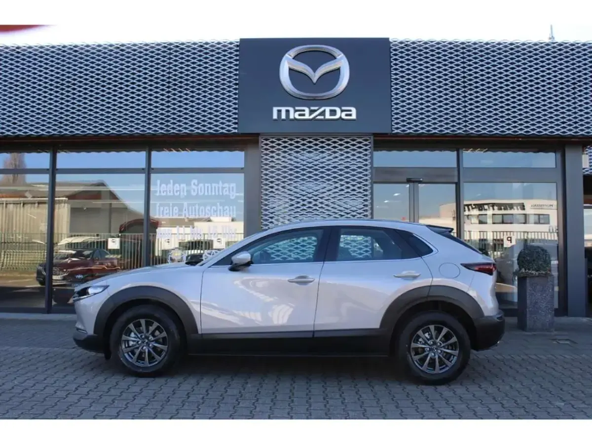 Używany Mazda CX-30 Sky 150 KM (110 kW) 2022 Beżowy SUV