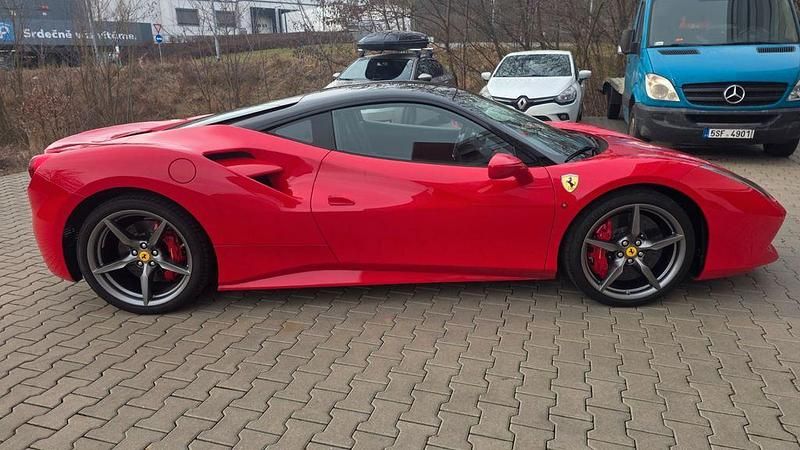 Gebraucht Ferrari 488 669 PS (492 kW) 2016 Rot