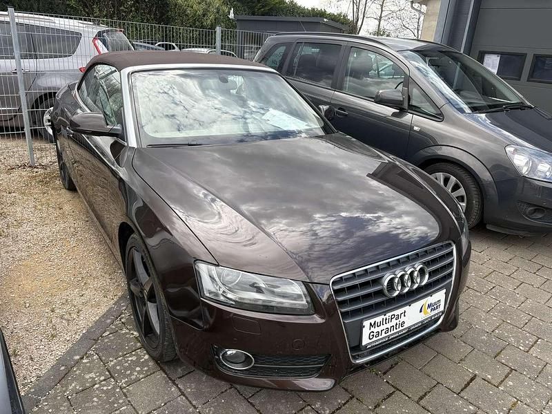 Gebraucht Audi A5 Cabriolet 160 PS (117 kW) 2011 Teakbraun metallic Cabrio