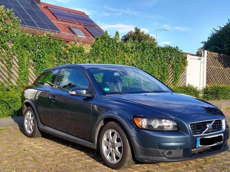 Blau Gebraucht 2008 Volvo C30 Momentum Kleinwagen | 3.500 € (Guter Preis) - Bild 1/4