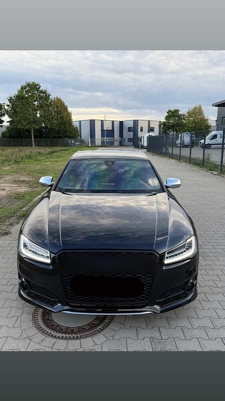 Schwarz Gebraucht 2015 Audi S8 Comfort Limousine | 36.500 € - Bild 1/4