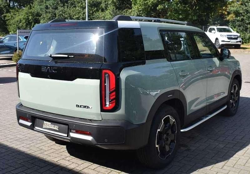 Neu Baic BJ30 280 PS (205 kW) 2025 Grün SUV