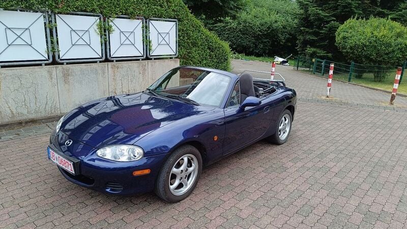 Blau Gebraucht 2004 Mazda MX5 Cabrio | 4.999 € (Superpreis) - Bild 1/4
