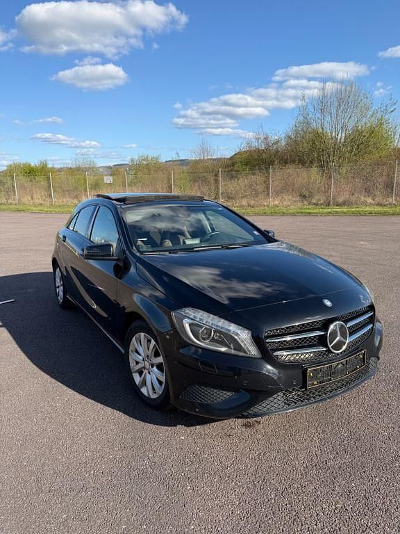 Gebraucht Mercedes A220 170 PS (125 kW) 2014 Schwarz Limousine