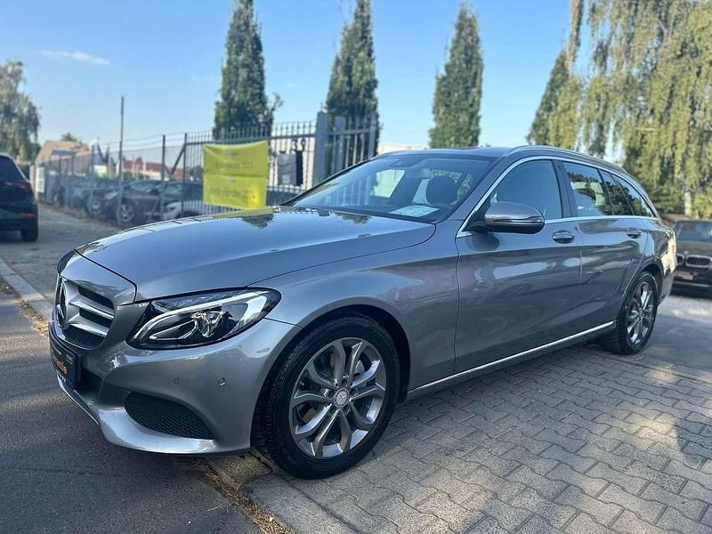 Palladiumsilber metalliclack Gebraucht 2015 Mercedes C180 Kombi | 16.500 € (Fairer Preis) - Bild 1/4