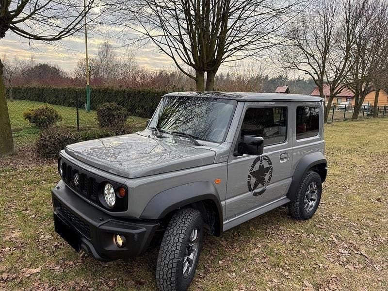 Gebraucht Suzuki Jimny Comfort+ 102 PS (75 kW) 2018 Grau SUV