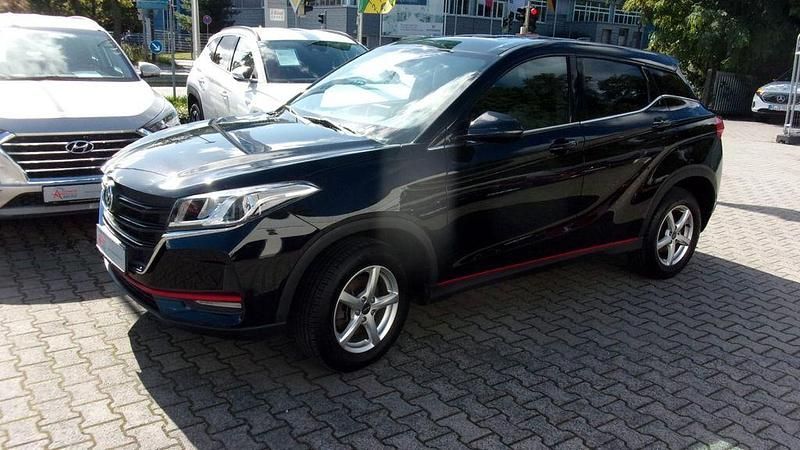 Gebraucht DFSK Fengon 106 PS (77 kW) 2022 Schwarz SUV