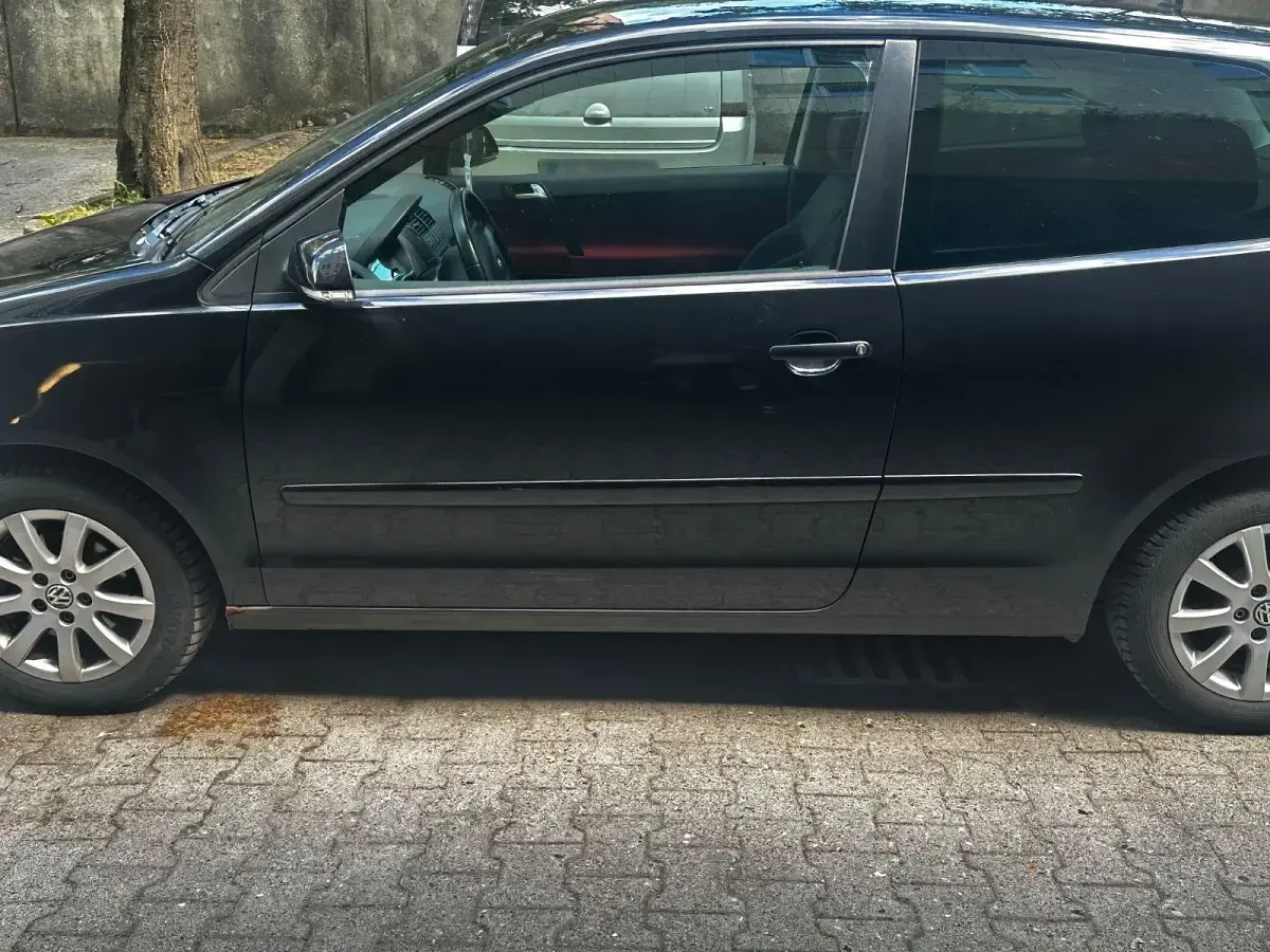Gebraucht VW Polo 80 PS (58 kW) 2007 Schwarz Kleinwagen