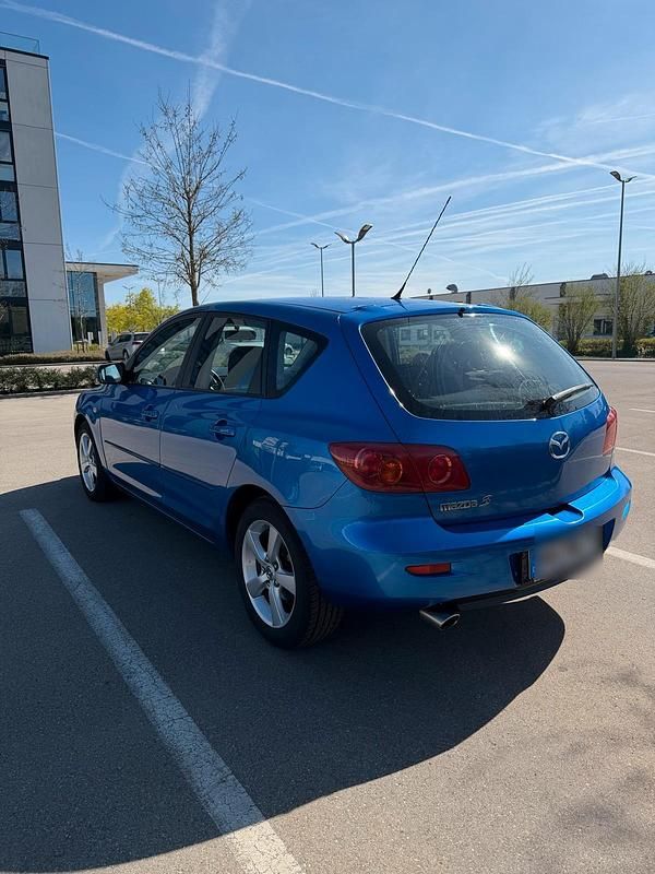 Gebraucht Mazda 3 Active 105 PS (77 kW) 2004 Blau Kleinwagen