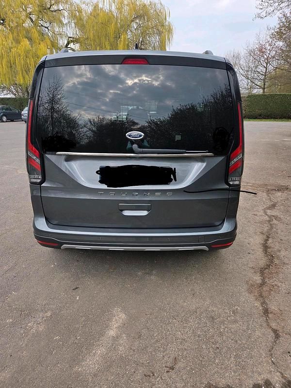 Gebraucht Ford Tourneo Connect Active 114 PS (83 kW) 2023 Grau Van / Kleinbus