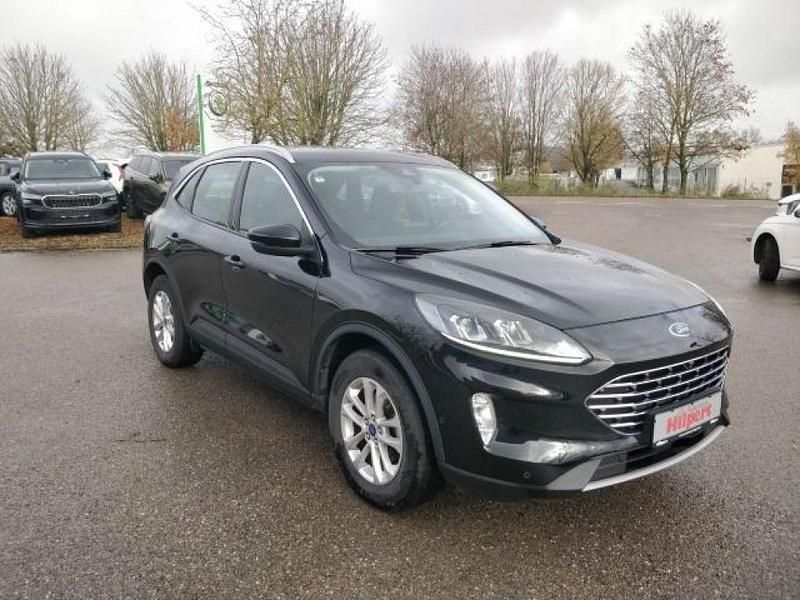 Gebraucht Ford Kuga Titanium 224 PS (164 kW) 2021 Obsidianschwarz metallic (metallic) SUV