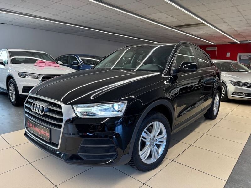 Schwarz Gebraucht 2016 Audi Q3 Comfort SUV | 13.999 € (Guter Preis) - Bild 1/4