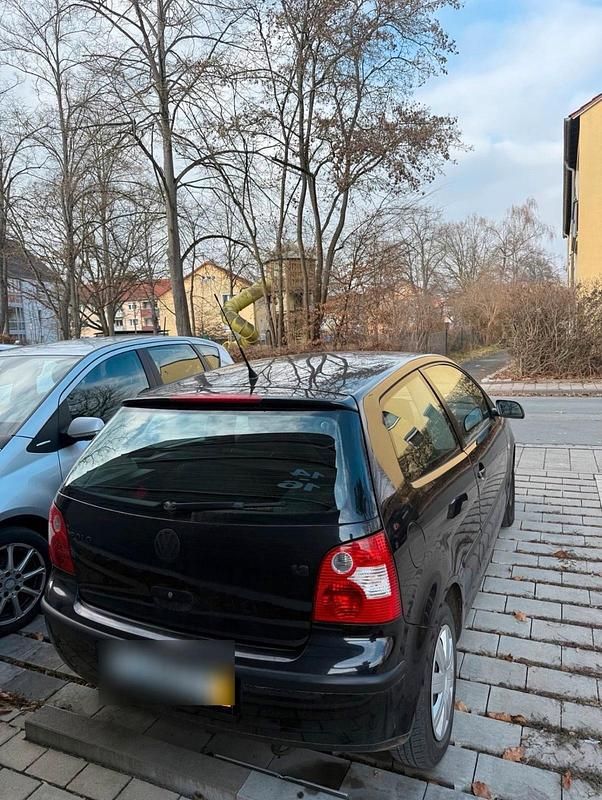 Gebraucht VW Polo 64 PS (47 kW) 2004 Schwarz Kleinwagen