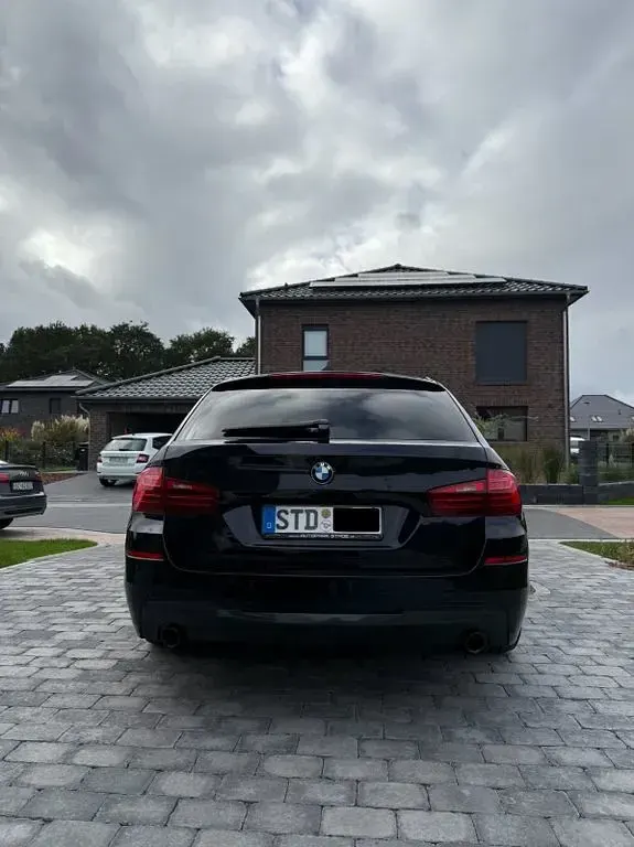 Gebraucht BMW 535 Sport Line 379 PS (278 kW) 2015 Schwarz Limousine