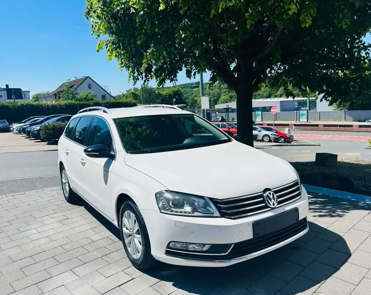 Gebraucht VW Passat Edition 177 PS (130 kW) 2014 Weiß Kombi